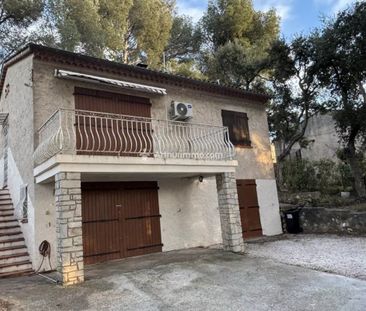 SIX FOURS LES PLAGES - Photo 1