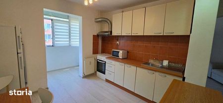 Inchiriere apartament 2 camere, Teiul Doamnei, 530 eur - Photo 4