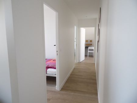 chambre dans COLOCATION meublée - Cannes La Bocca - Photo 5