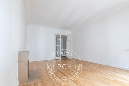 Rue le Sueur, - Photo 2