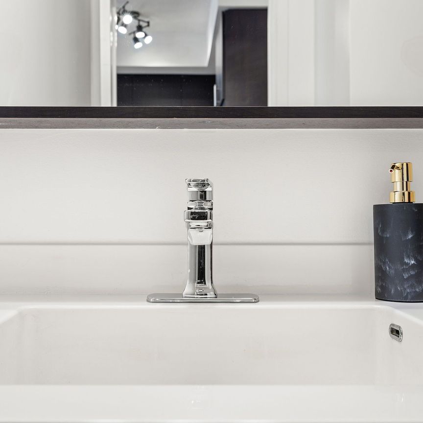 For Lease - 560 Front Street Unit# 521, Toronto, Ontario - Photo 1