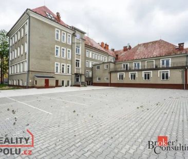 Pronájem bytu 1+kk 26 m - Fotografie 1