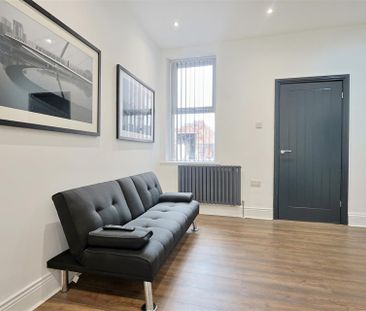 2 bedroom Flat to rent in Warton Terrace, Heaton, Newcastle Upon Tyne - Photo 6