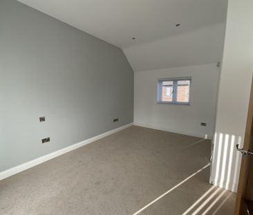 2 bedroom bungalow to rent - Photo 1