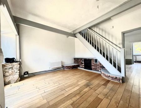 2 Bedroom Terraced To Let - Photo 3