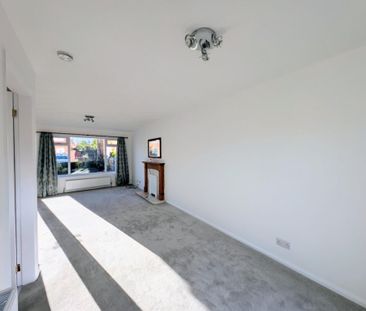3 bedroom semi-detached house to rent - Photo 2