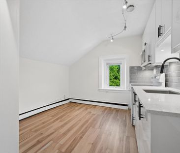 For Lease - 38B Concession Street, Cambridge, Ontario - Photo 2