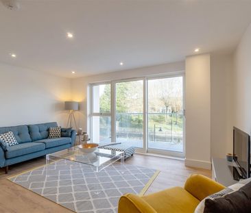 Mount Wise Crescent, Plymouth - Photo 1