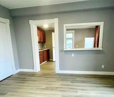 For Lease - 33 Bute Street, North Dumfries, Ontario - Photo 1