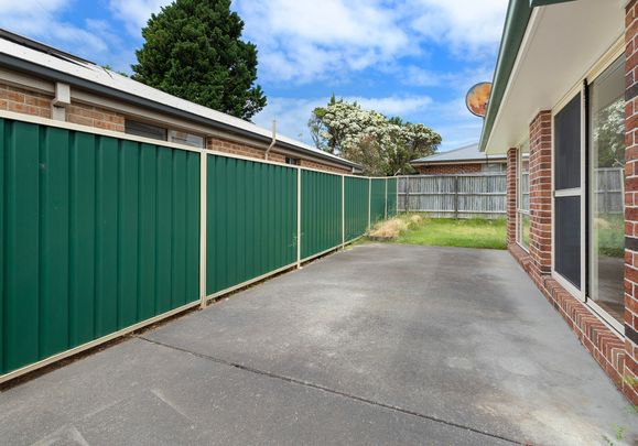 Charming Family Home in Gerringong - Photo 1