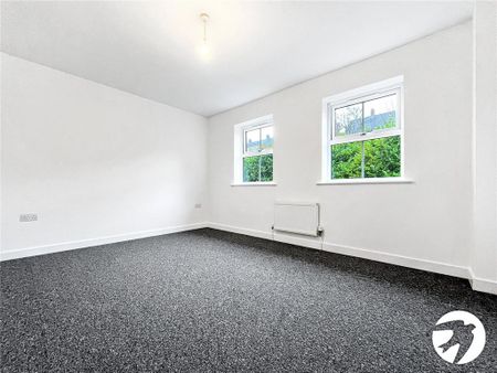 3 bedroom end of terrace house to rent - Photo 5