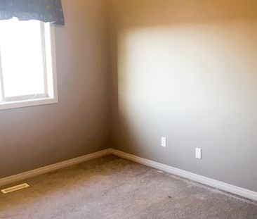 3 Bedroom Duplex For Rent In Terwillegar Towne - Photo 3