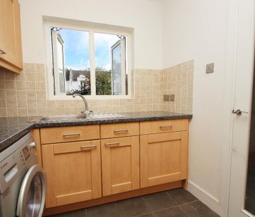 2 bedroom terraced house to rent - Photo 6