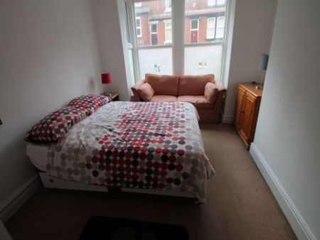 4 bedroom house to rent - Photo 4