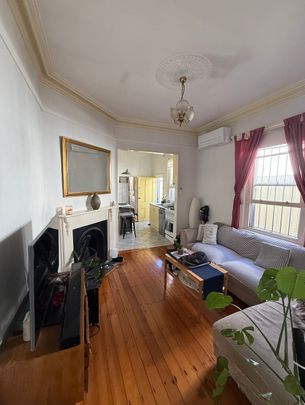 Redfern - Photo 1