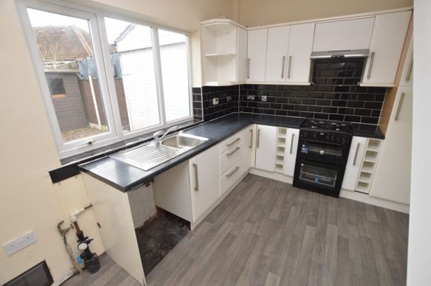 2 Bedroom End of Terrace - Photo 1