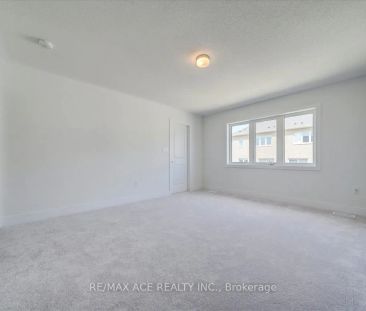 Property For Lease | E9033646 - Photo 1