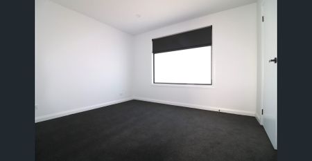 Near New Delight!! Open for Inspection this Saturday 11:30am - 11:45am! - Photo 4