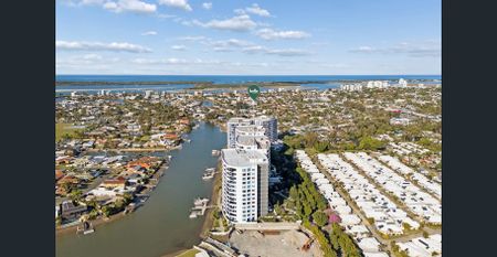 SEPARATE STUDIO LIVING IN BIGGERA WATERS – WATER & ELECTRICITY INCLUDED - Photo 5