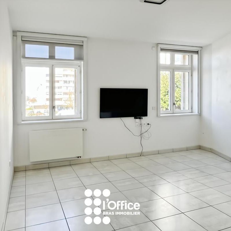 Location Appartement 2 pièces 46m² LES SABLES D OLONNE 85100 - Photo 1