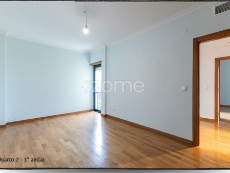 Moradia T4 em Lisboa - Photo 3