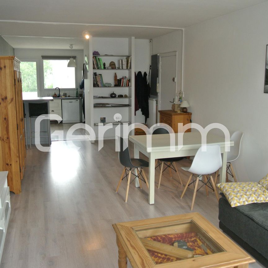 Location Appartement 3 pièces 80,61 m² - Photo 1