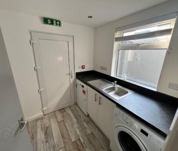 37 Causeway Street, Portrush, BT56 8AB - Photo 1