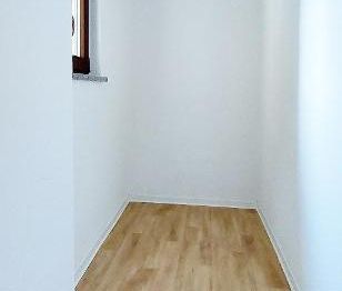 Zentrumsnah wohnen - 3 Zimmer, Balkon, Tageslichtbad und Lift - Photo 2