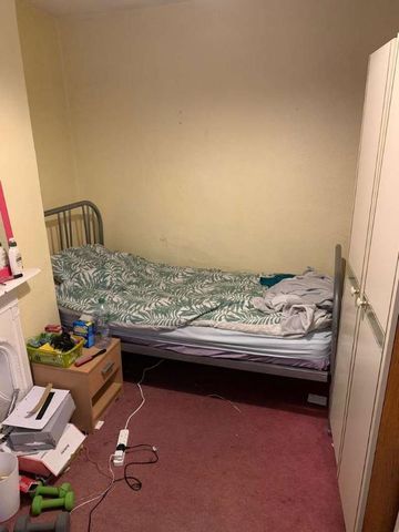 Brickfield Road, SO17 - Photo 3