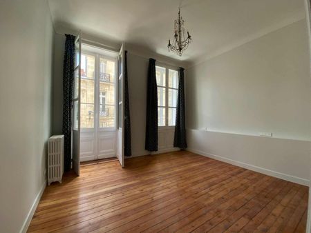 Location Appartement 4 pièces 155m² BORDEAUX 33000 - Photo 5