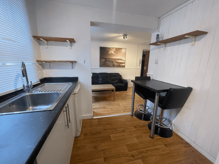 2 bedroom apartment to rent - Photo 2