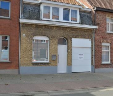 Moorslede: instapklare gezinswoning met 3 slpks, tuin en garage - Photo 1