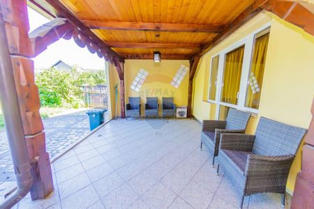 Vilă cu 5 camere de închiriat - Fotografie 4