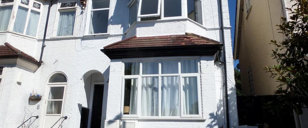 3 bedroom flat to rent - Photo 1