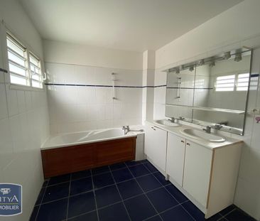 Location Appartement 5 pièces 129m² ST DENIS 97400 - Photo 1