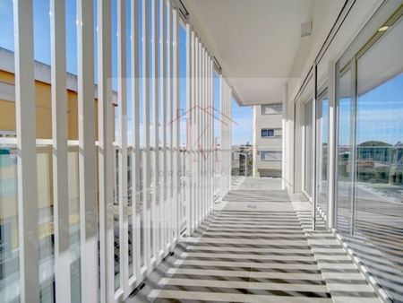 4 room luxury Flat for rent in Cascais e Estoril, Portugal - Photo 2