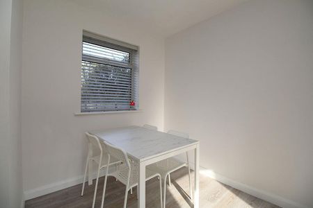 4 bedroom house share to rent - Photo 4