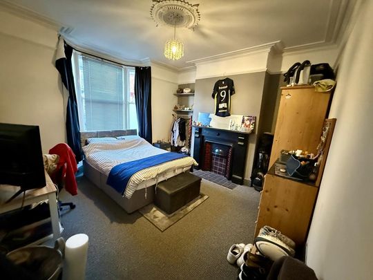 5 bedroom terraced house to rent - Photo 1