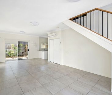 "Evergreen Grove" Townhouse - Photo 3