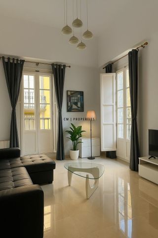 Piso de alquiler en Calle de L'ambaixador Vich, 20, Sant Francesc - Photo 2