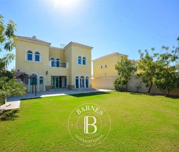Jumeirah Park, Villa 3 Chambres - 285 m² en location - Photo 3