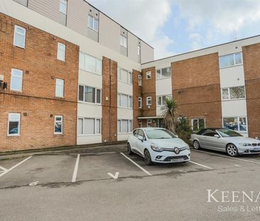 Pembroke Court, Pendlebury, Swinton - Photo 2