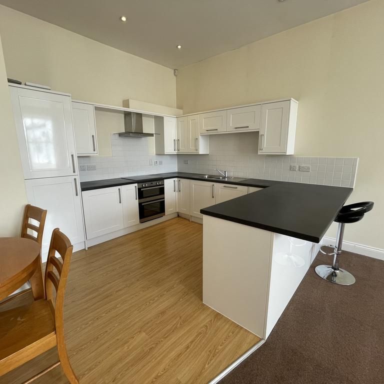 2 bedroom apartment to rent - Photo 1