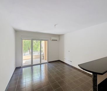 Location Appartement 2 pièces 48m² PUGET SUR ARGENS 83480 - Photo 1