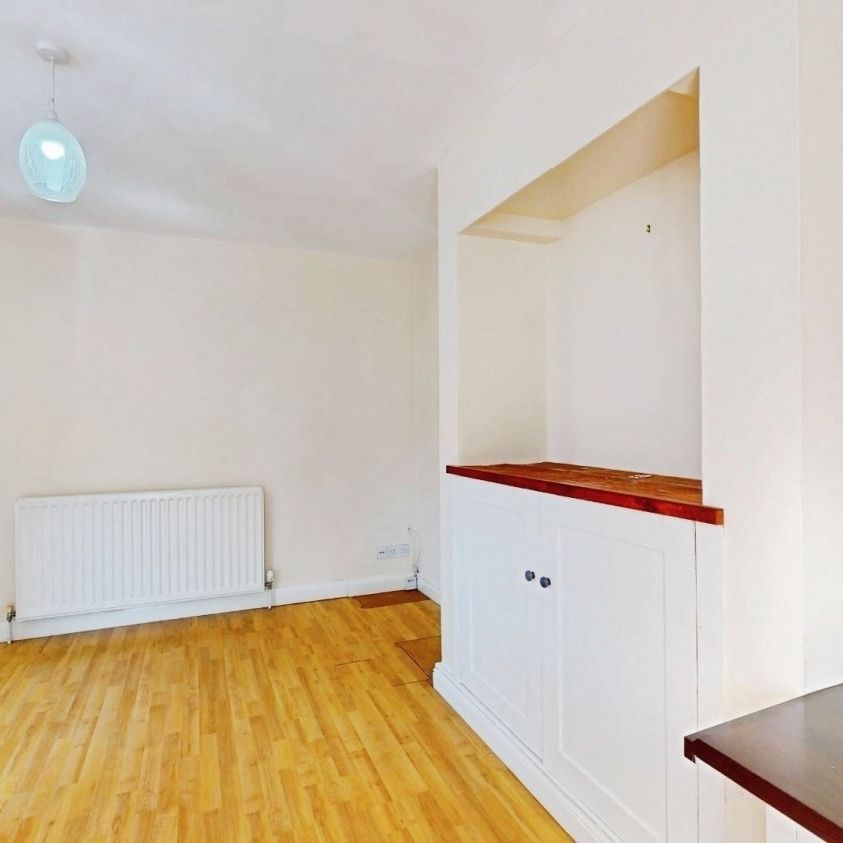3 bedroom House To Let - Photo 1
