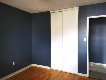 For Lease - 340 Dixon Road Unit# 1705, Toronto, Ontario - Photo 3