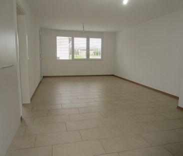 Schöne und moderne 2.5 Zimmerwohnung in der Nähe des Neuchâtelsees - Photo 6