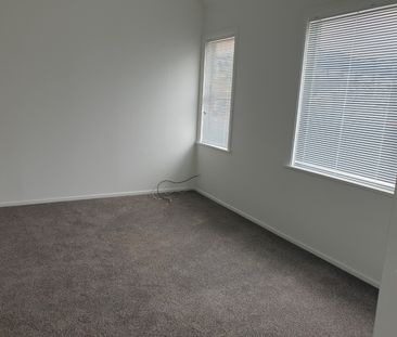 ONE BEDROOM FLAT IN ALICETOWN - Photo 2