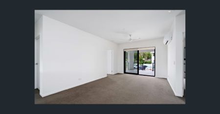 Modern & well equipped apartment - Photo 2