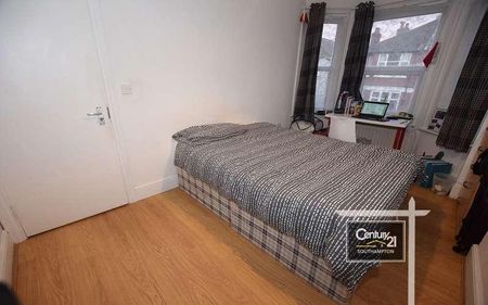 |ref: | Newcombe Road, Southampton, SO15 - Photo 5